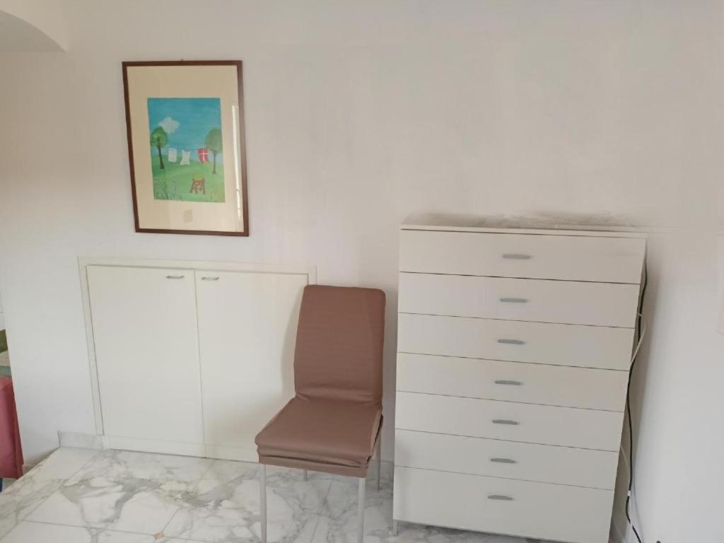Appartamento 50 Mt Mare Con Parcheggio Riservato Riva Ligure Kültér fotó
